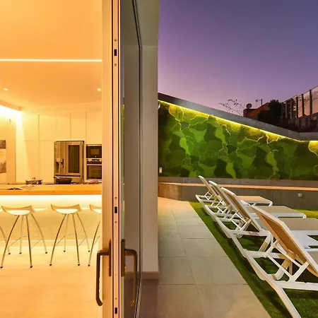 Salado Salobre, Gran Canaria Private Heated Pool Modern Luxury Tranquil Getaway Лас-Пальмас-де-Гран-Канария